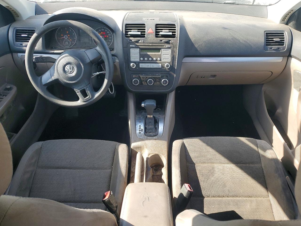 2010 VOLKSWAGEN JETTA