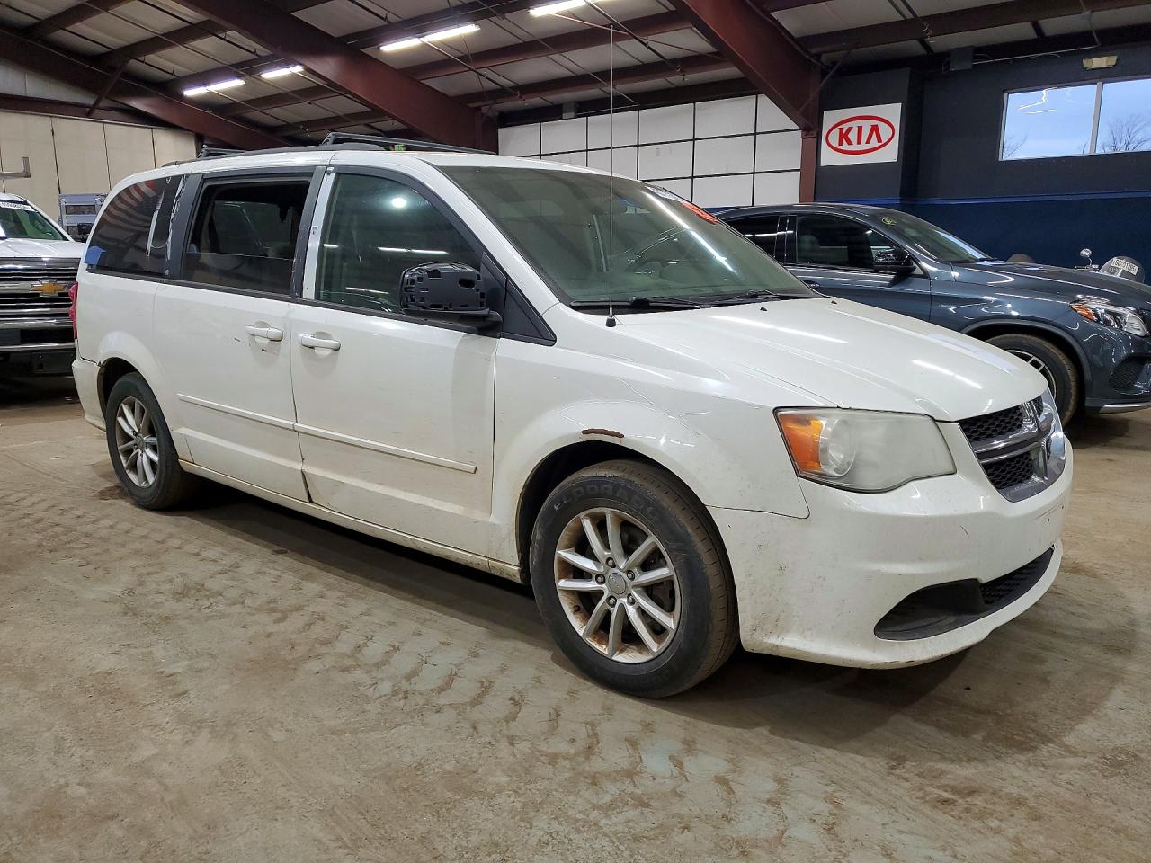 2013 DODGE CARAVAN