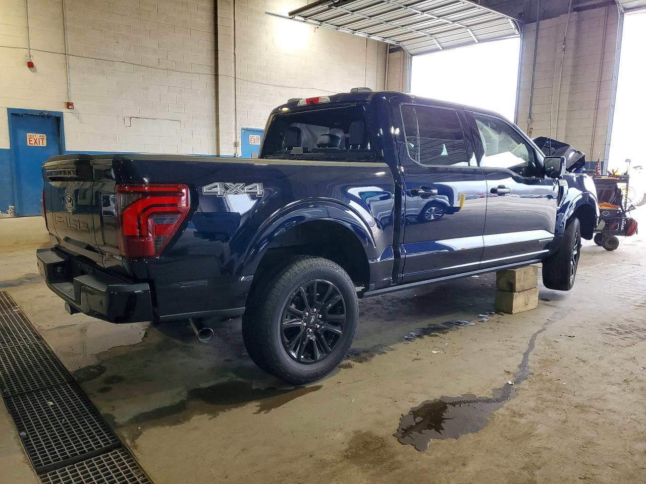 2025 FORD F150