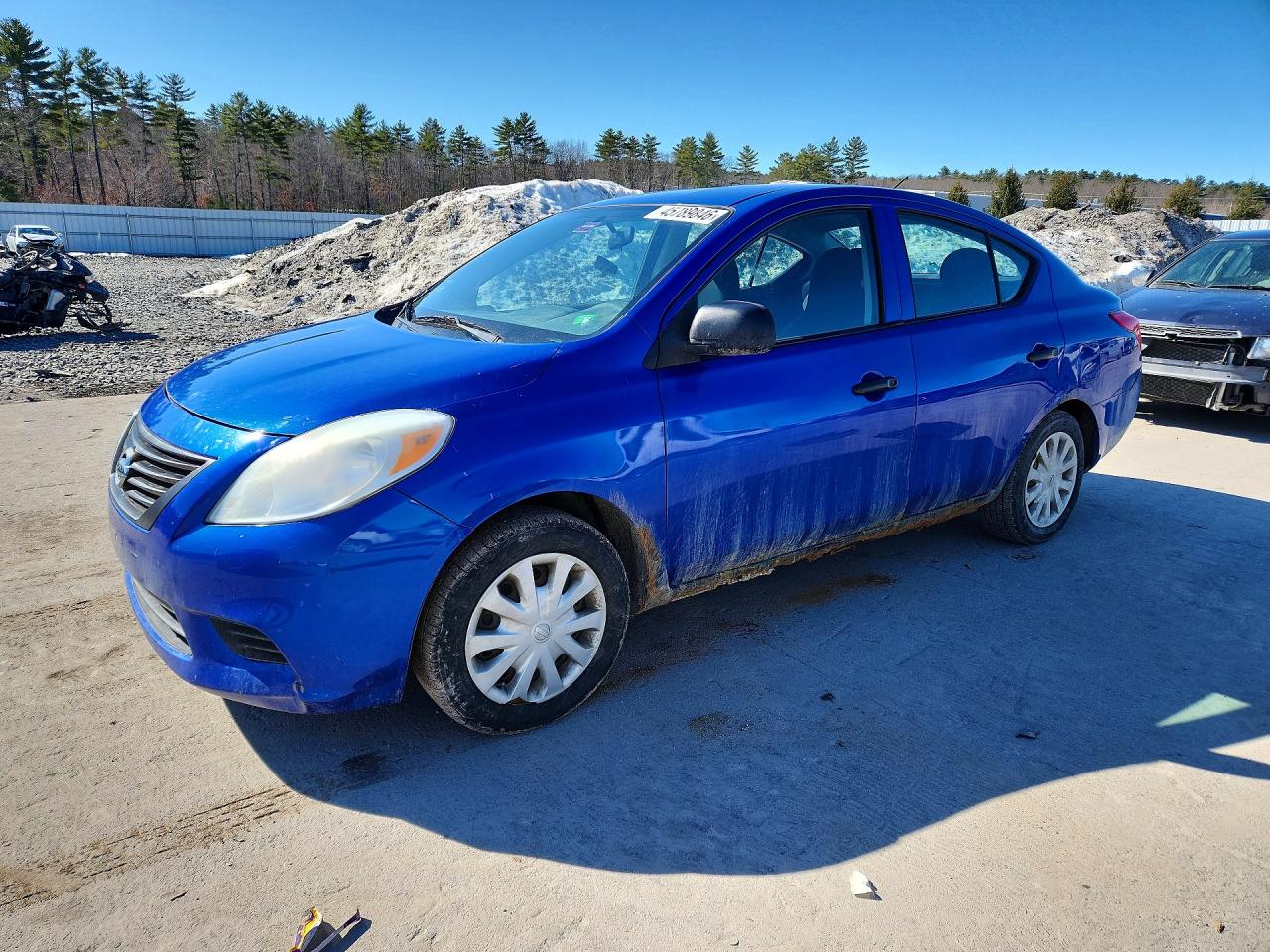 2012 NISSAN VERSA