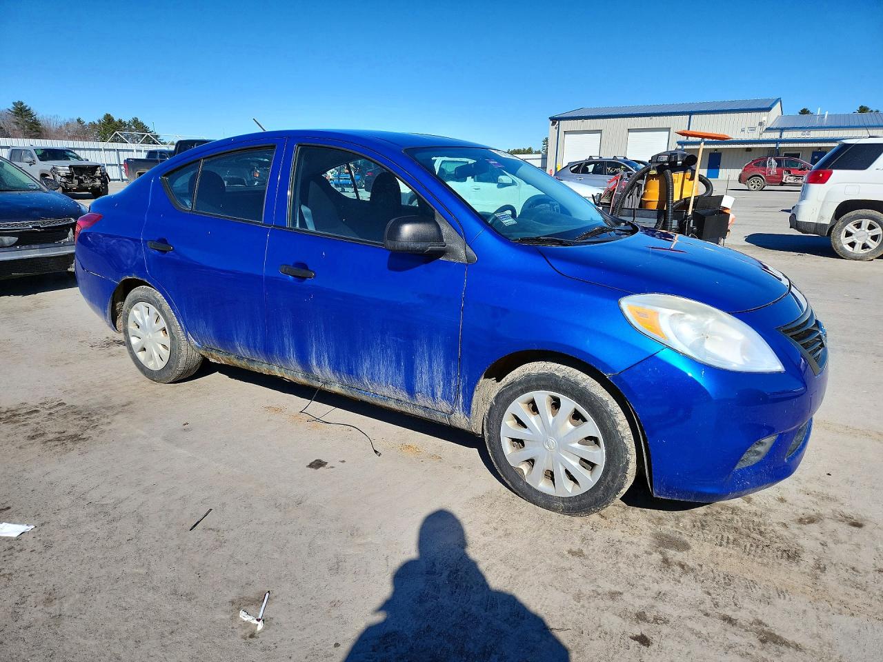 2012 NISSAN VERSA