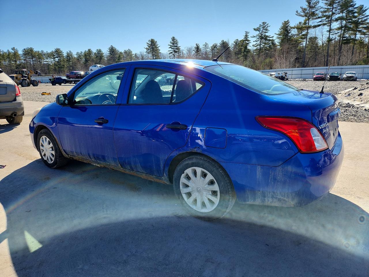 2012 NISSAN VERSA