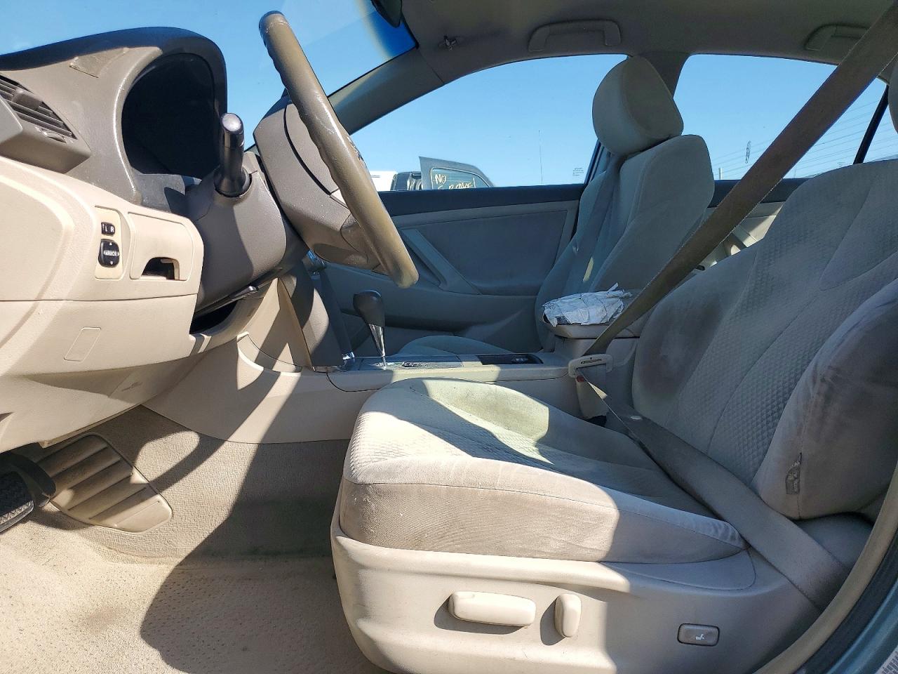 2009 TOYOTA CAMRY