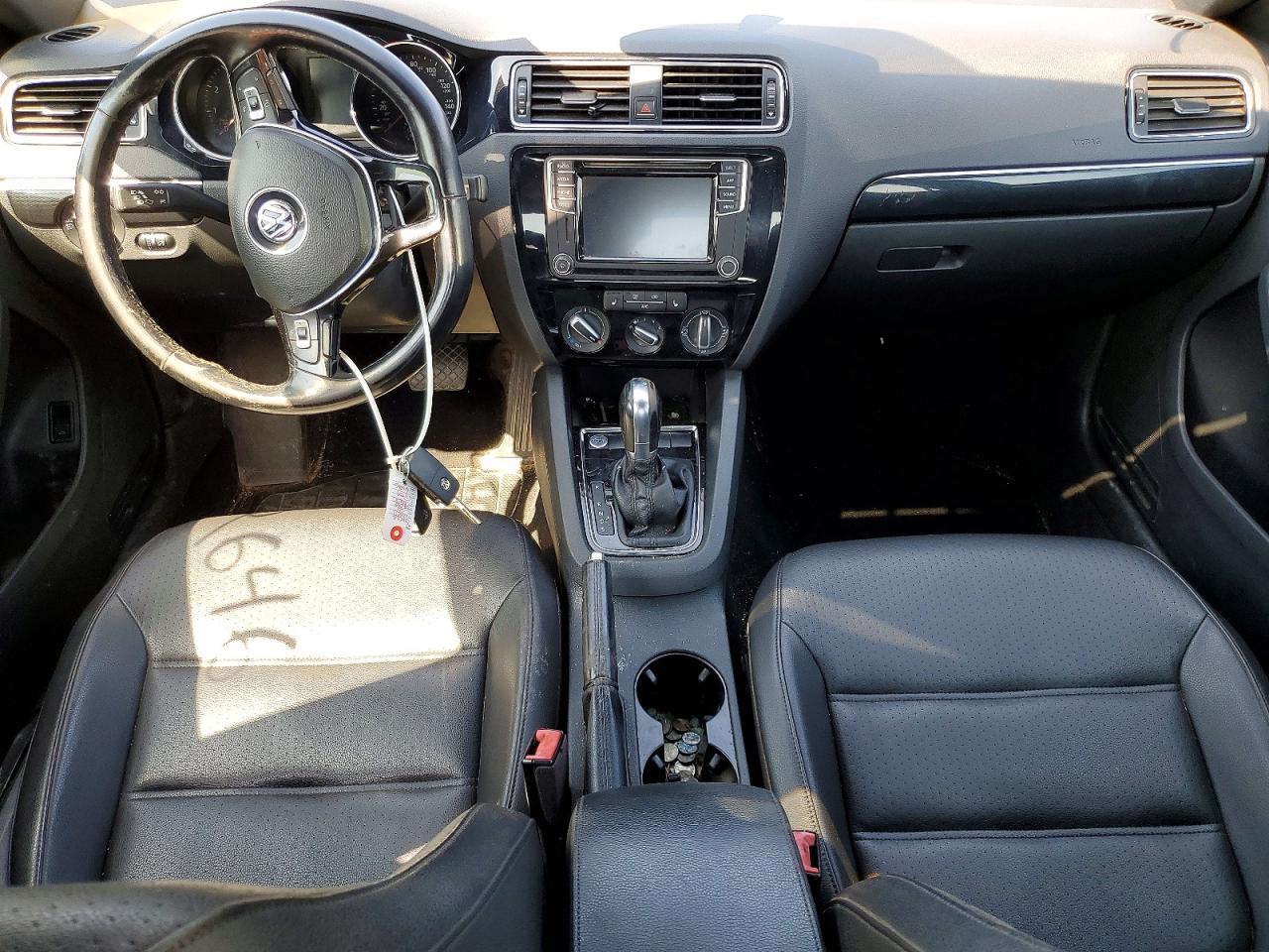 2018 VOLKSWAGEN JETTA