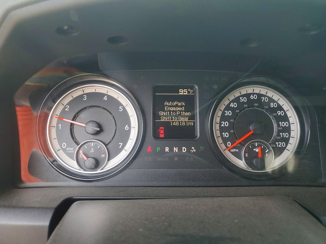 2019 RAM TRUCKS 1500