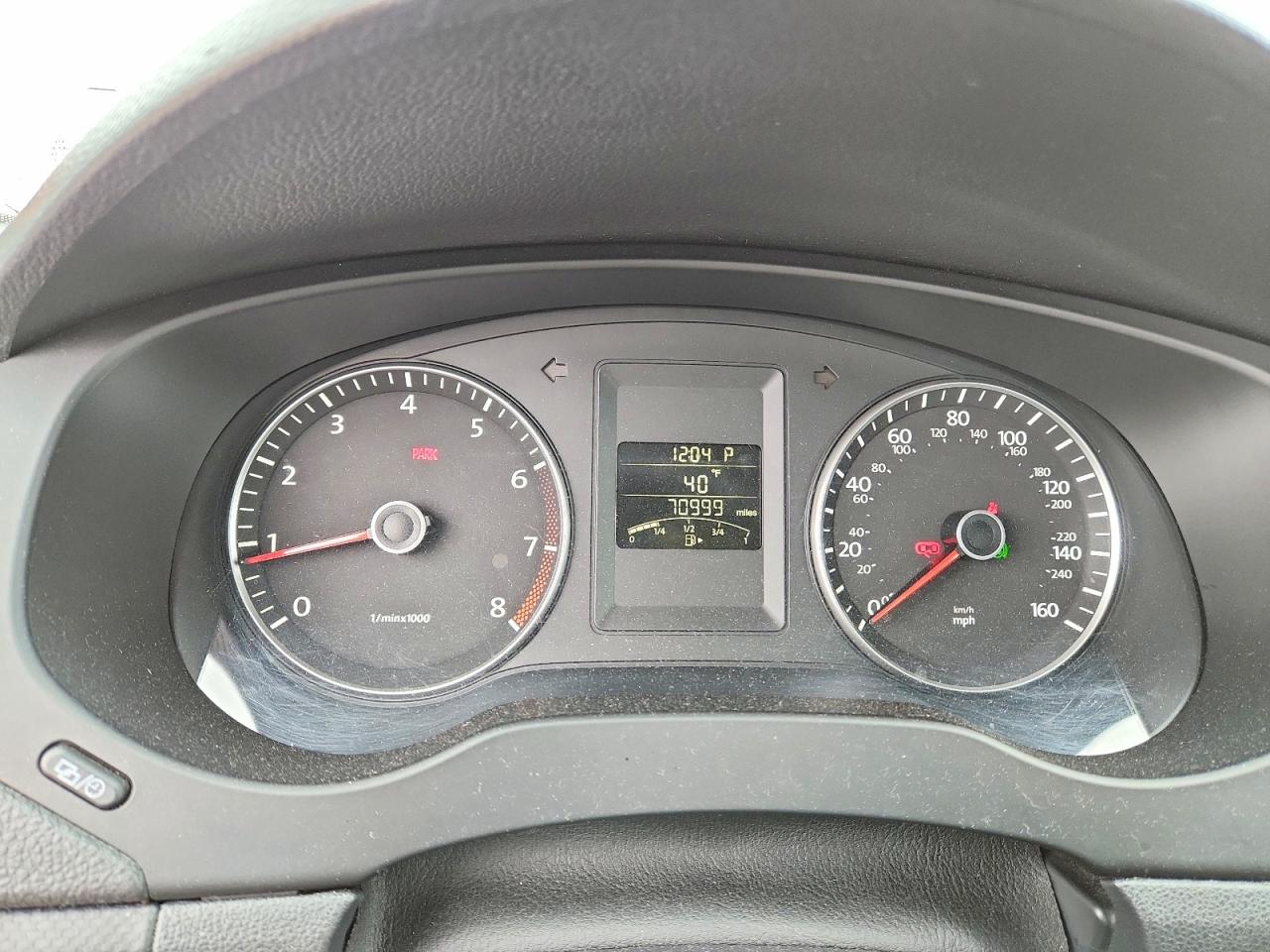 2012 VOLKSWAGEN JETTA
