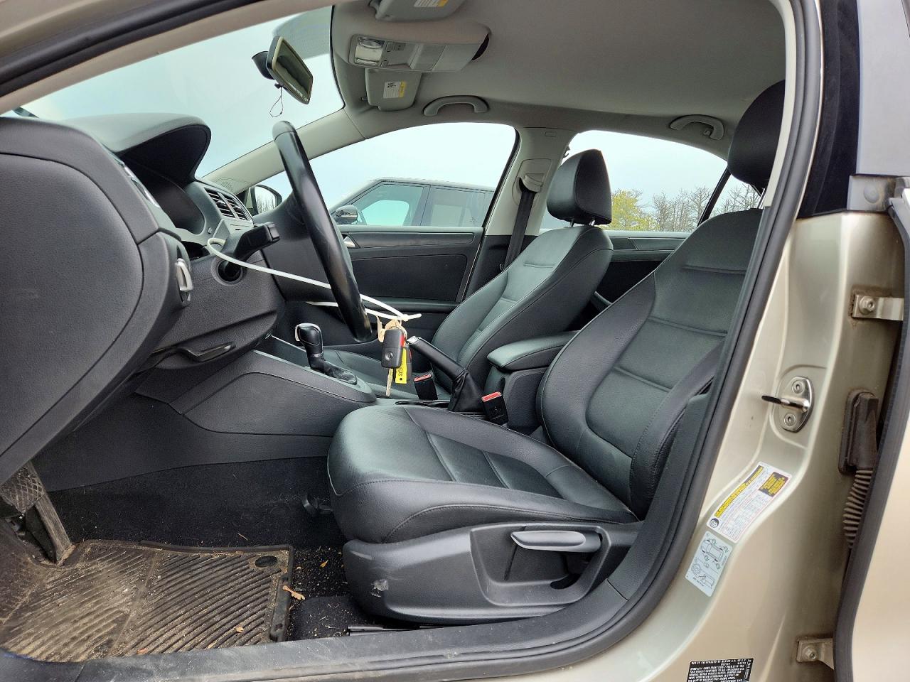 2012 VOLKSWAGEN JETTA