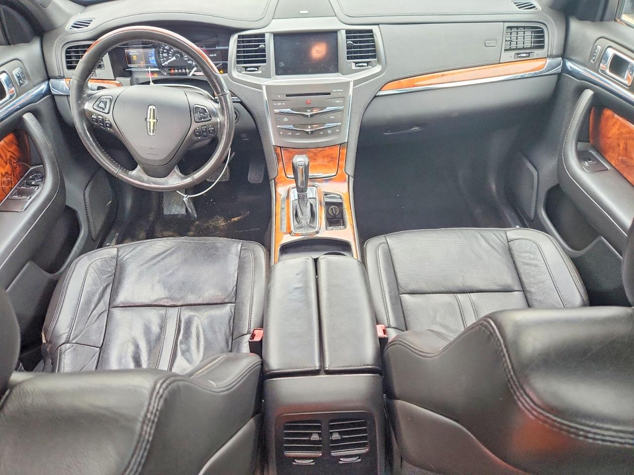 2016 LINCOLN TOWNHOUSE MKS