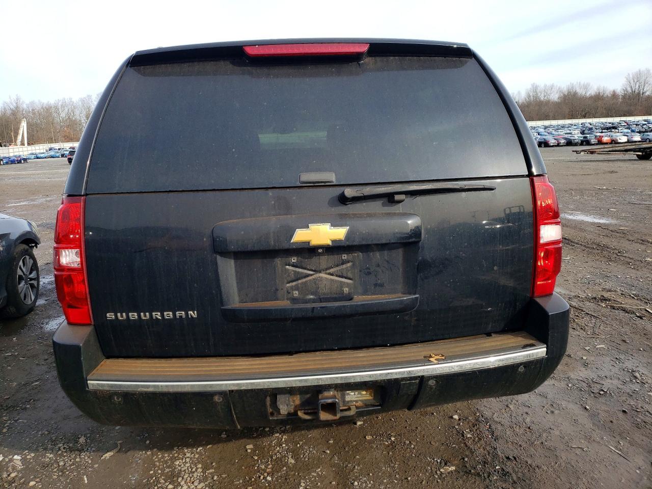 2013 CHEVROLET SUBURBAN