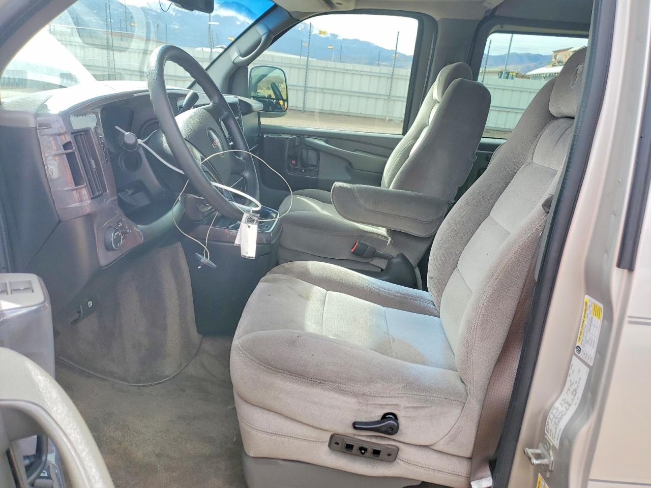 2009 GMC SAVANA