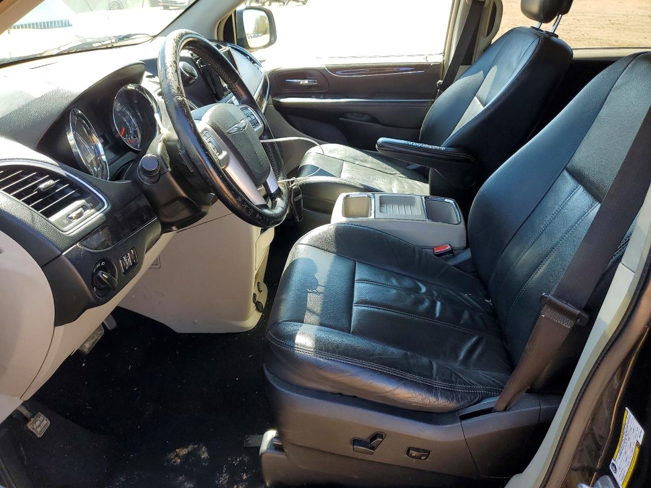 2015 CHRYSLER MINIVAN
