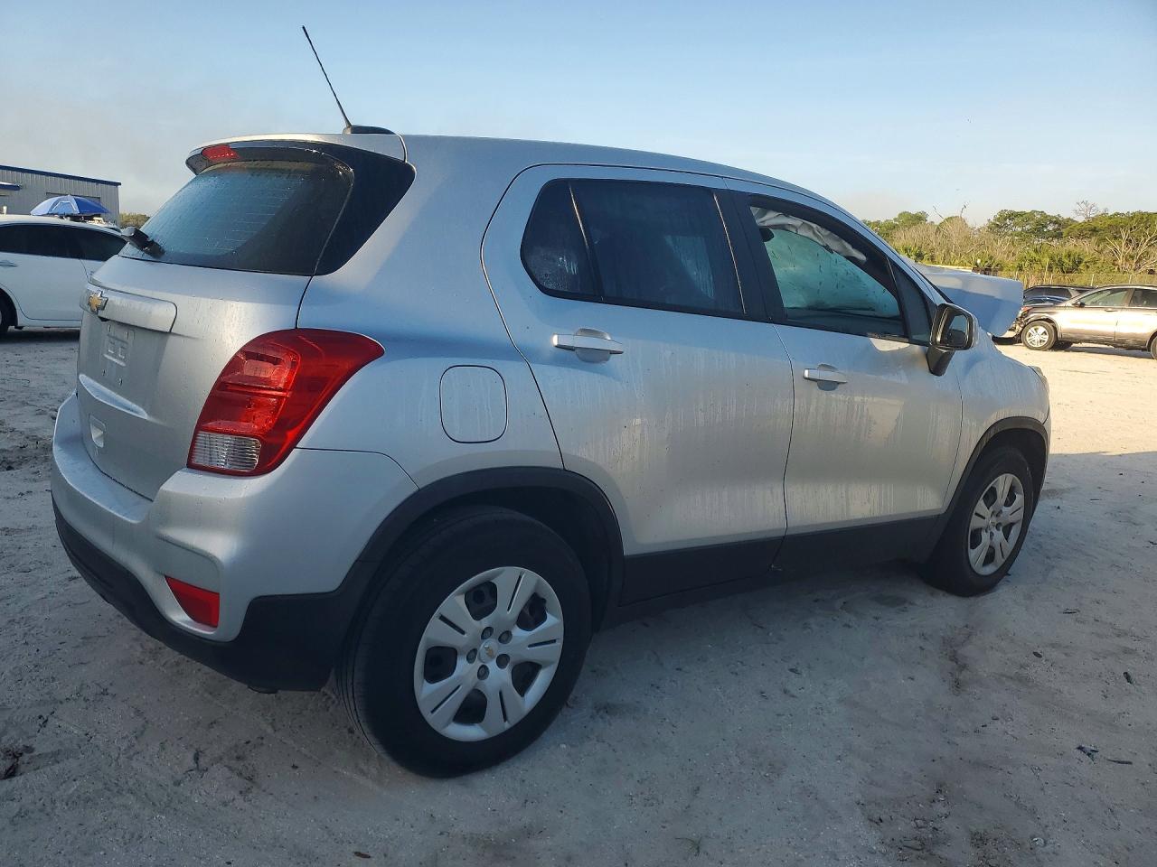 2017 CHEVROLET TRAX