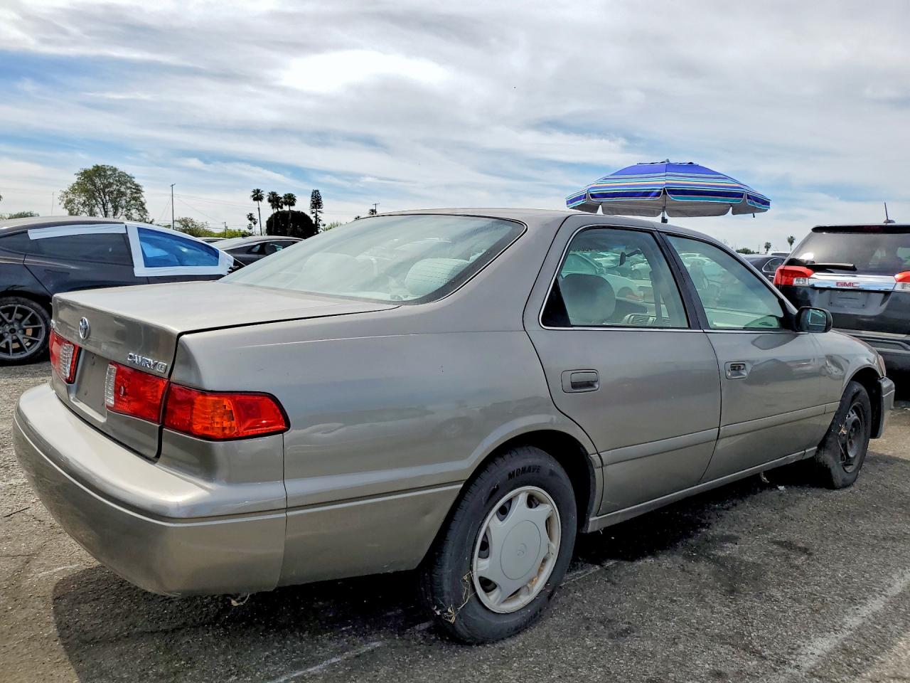 2000 TOYOTA CAMRY
