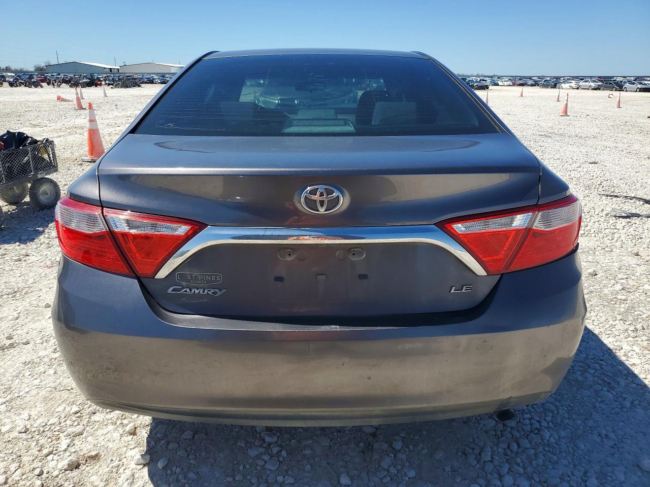 2017 TOYOTA CAMRY