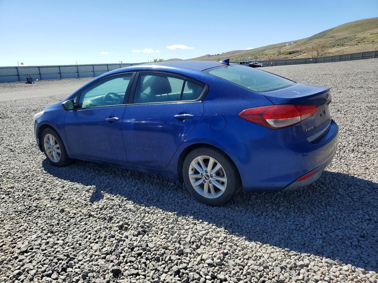 2017 KIA FORTE