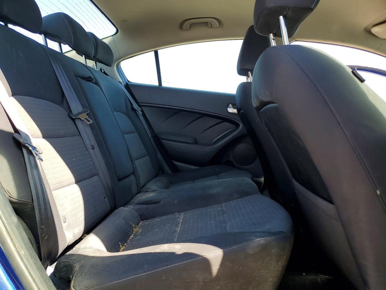 2017 KIA FORTE