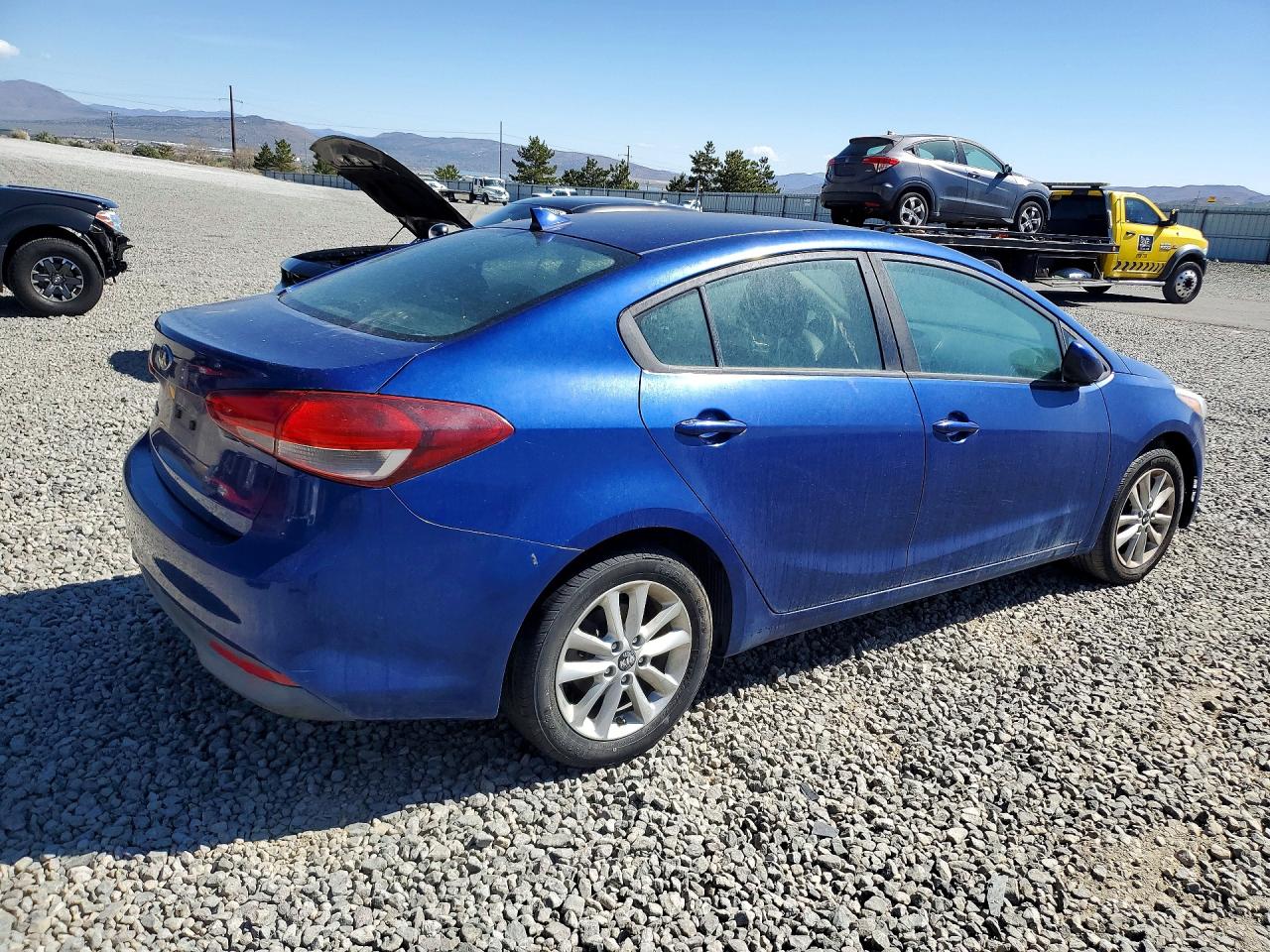 2017 KIA FORTE