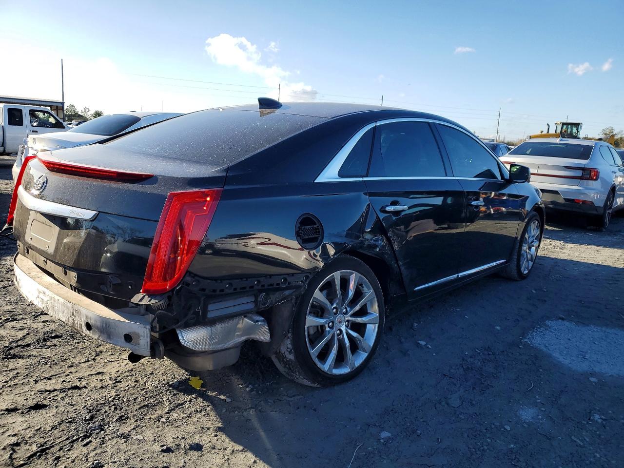 2015 CADILLAC XTS