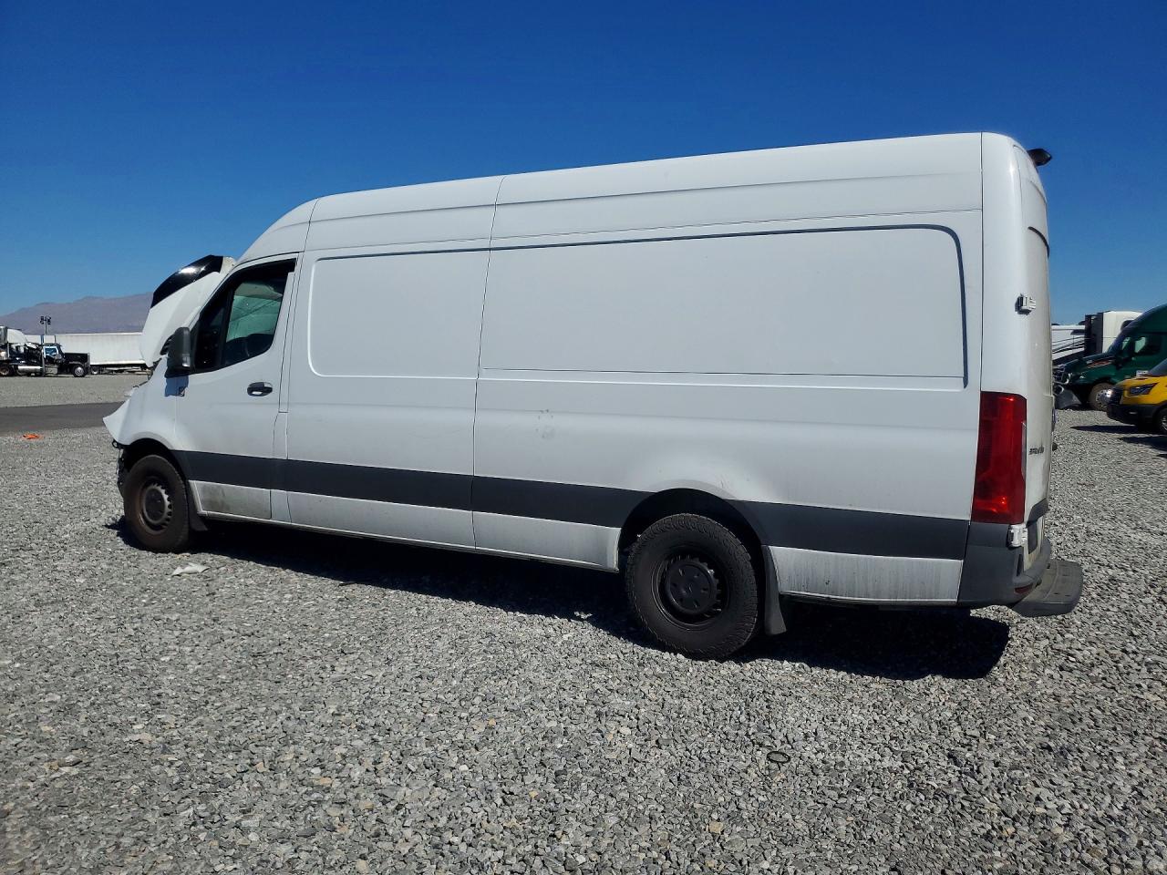 2021 MERCEDES BENZ SPRINTER