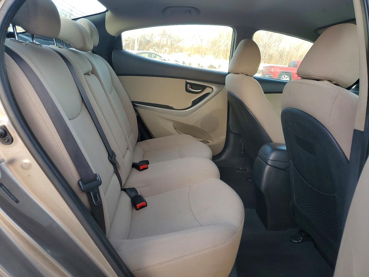 2014 HYUNDAI ELANTRA
