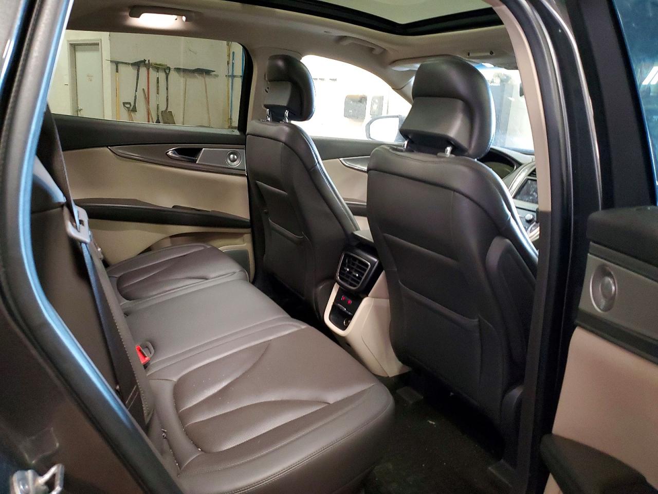 2019 LINCOLN NAUTILUS