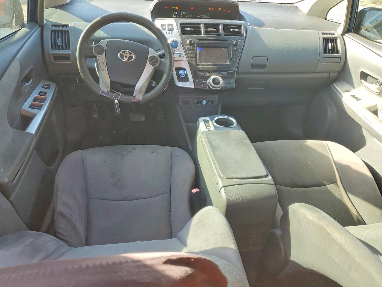 2013 TOYOTA PRIUS