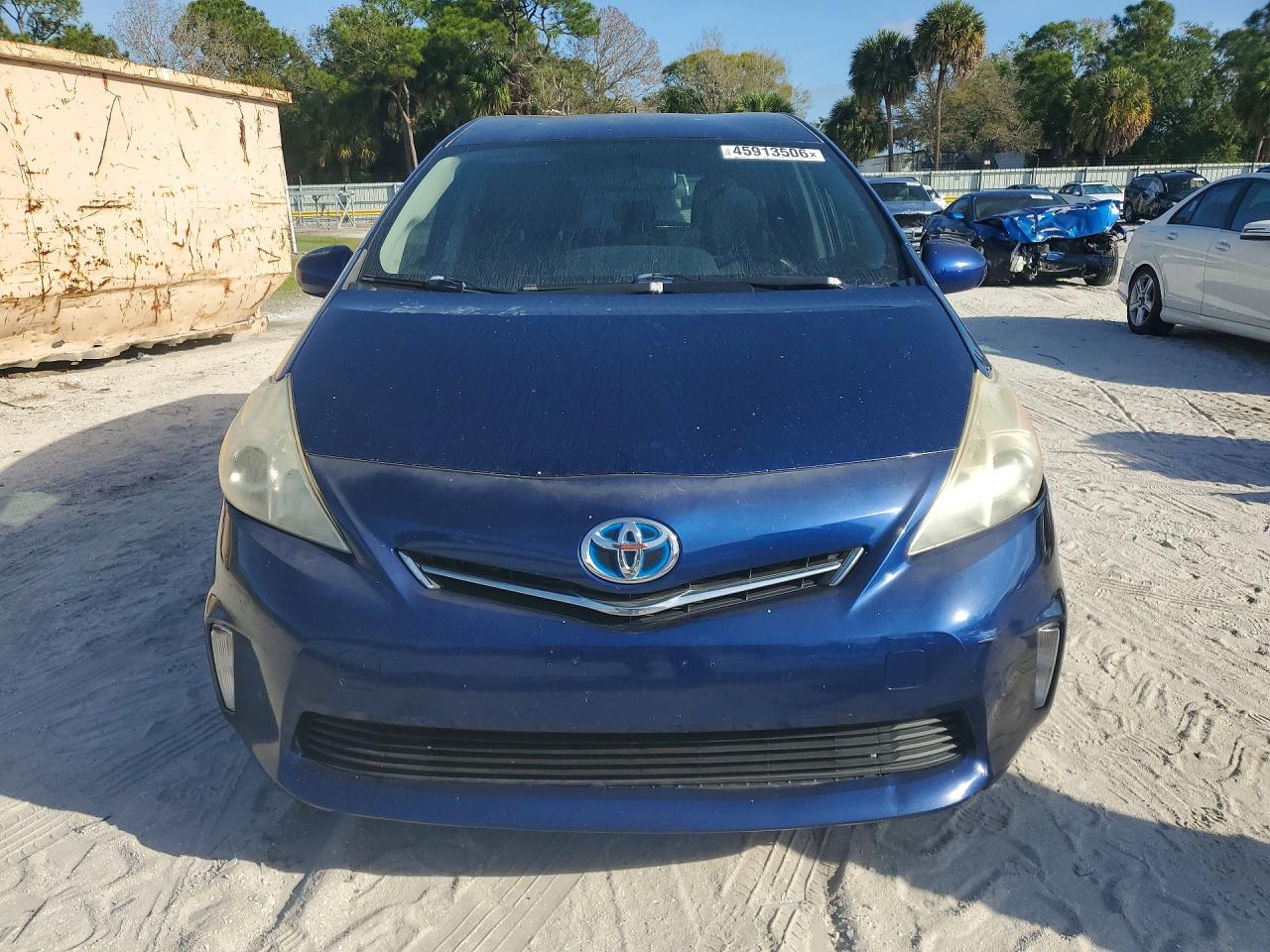 2013 TOYOTA PRIUS