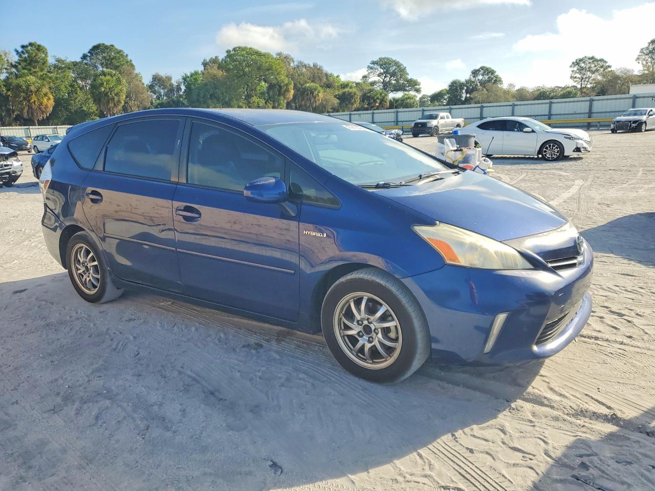 2013 TOYOTA PRIUS