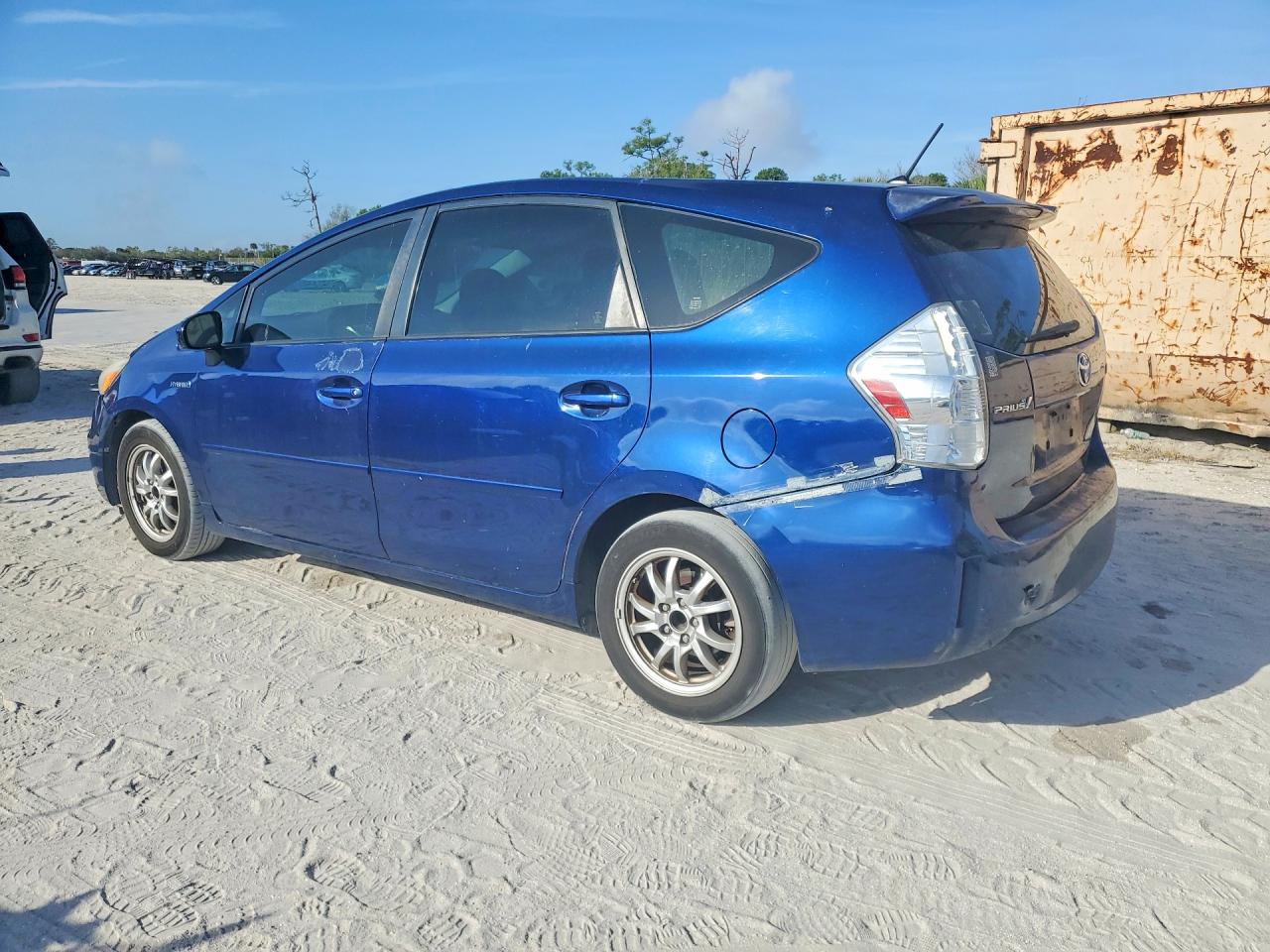 2013 TOYOTA PRIUS
