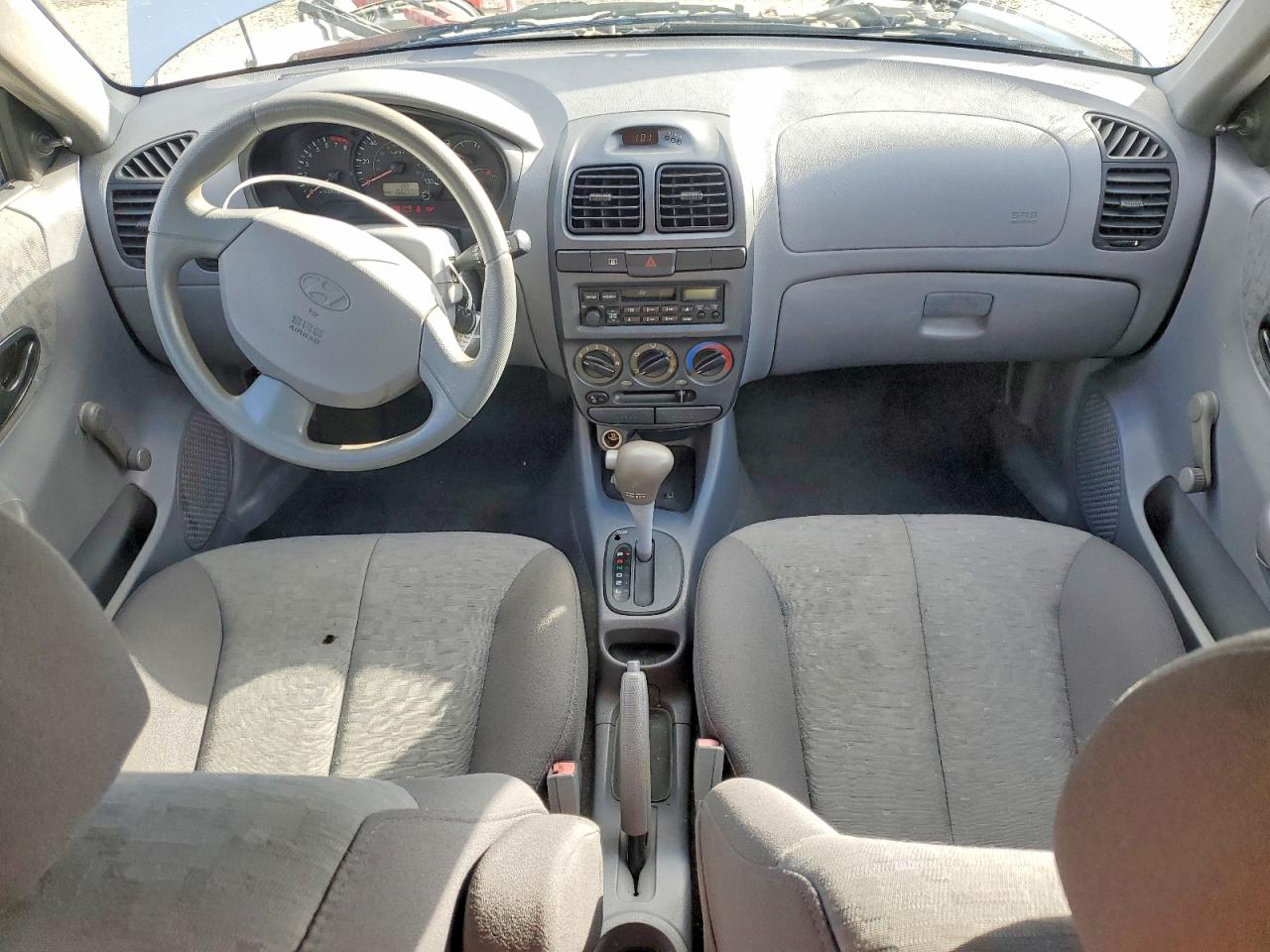 2005 HYUNDAI ACCENT