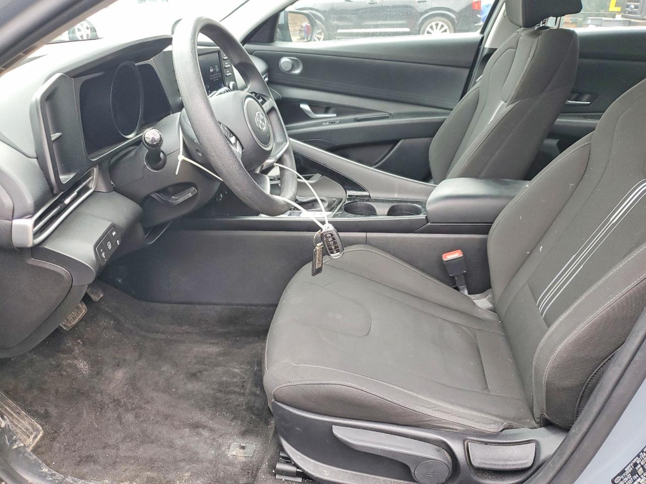 2022 HYUNDAI ELANTRA