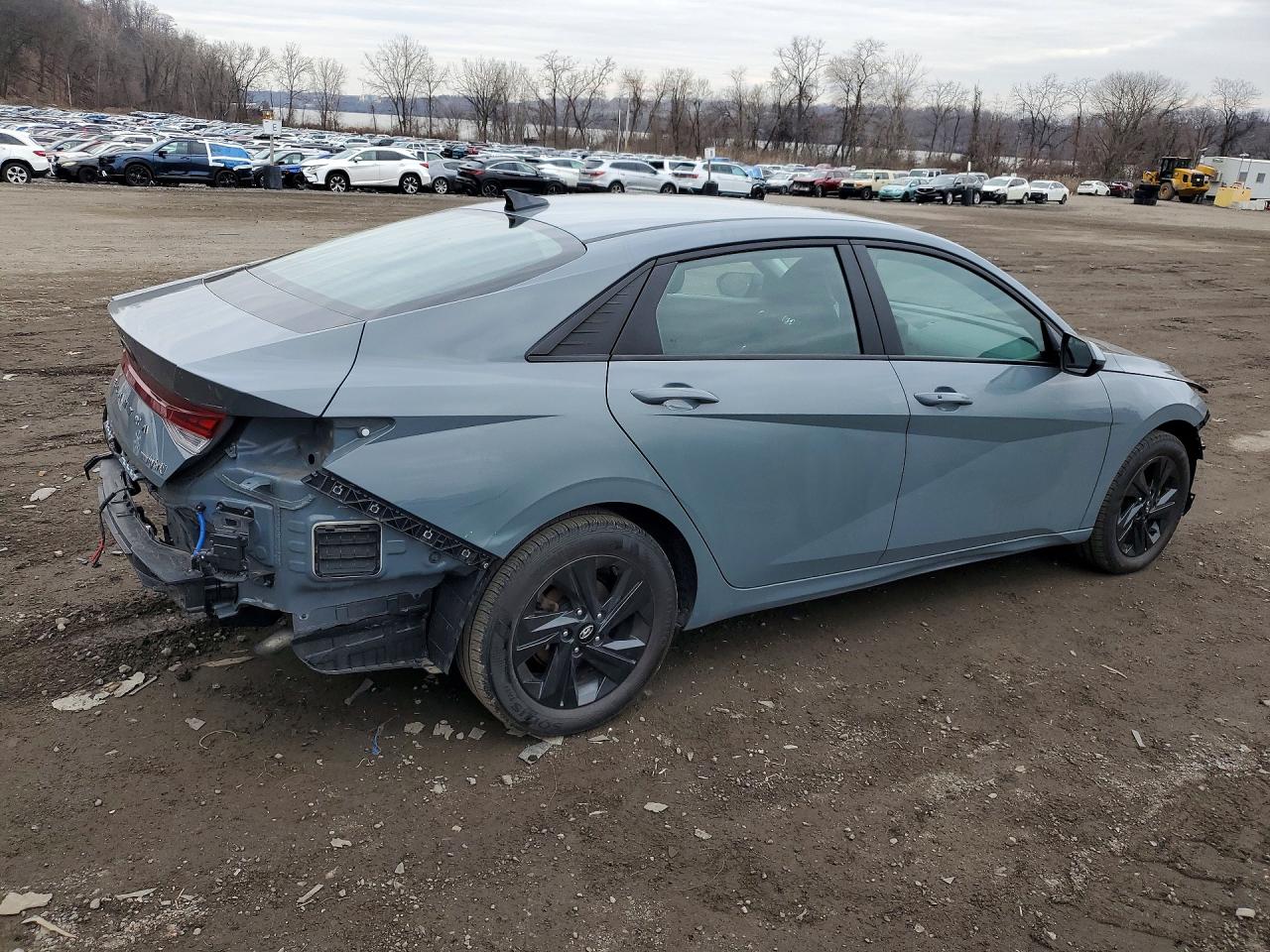 2022 HYUNDAI ELANTRA
