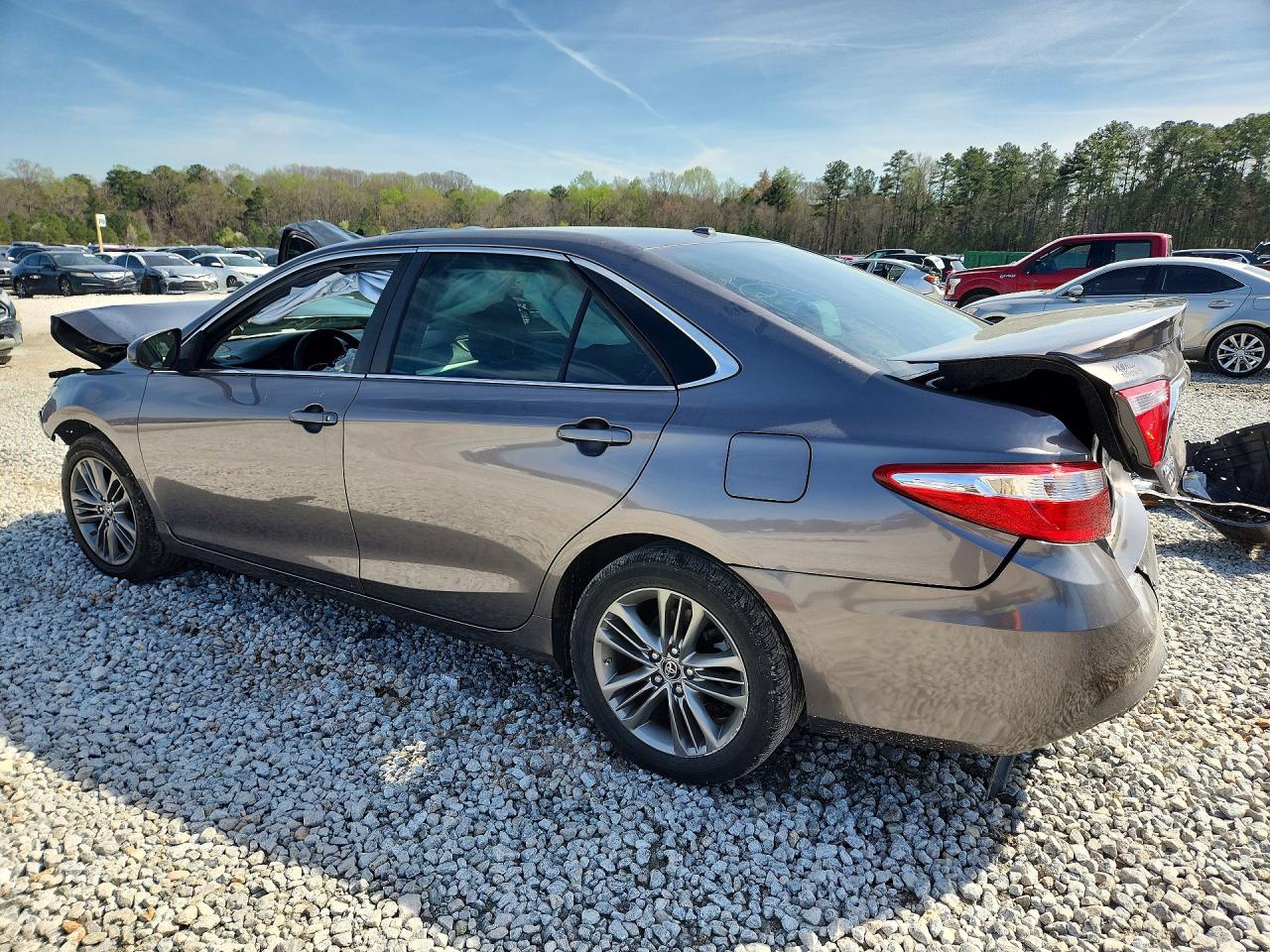 2017 TOYOTA CAMRY