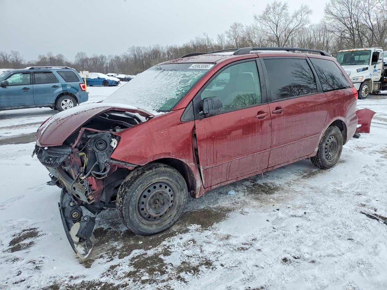 2010 TOYOTA SIENNA