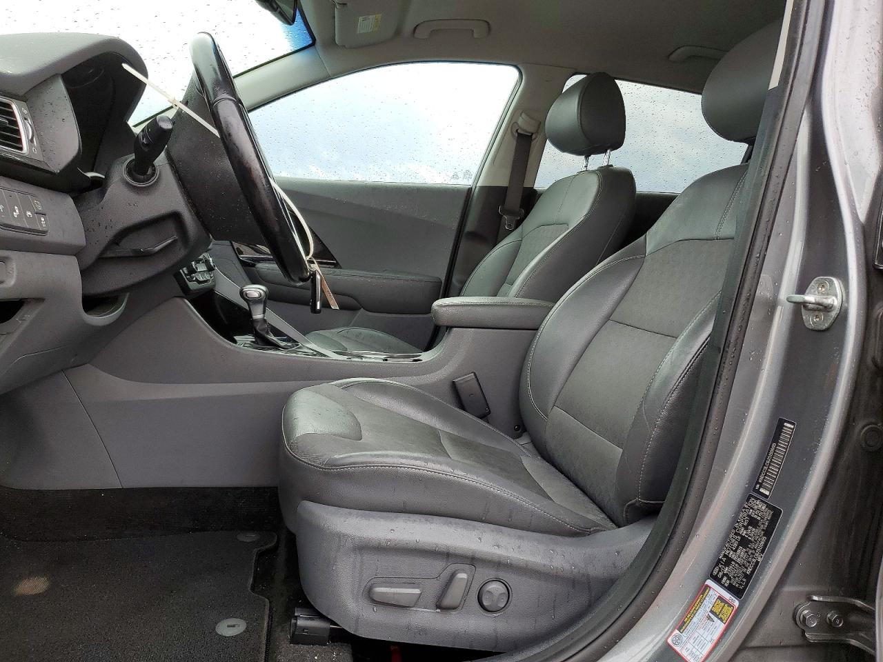 2018 KIA NIRO