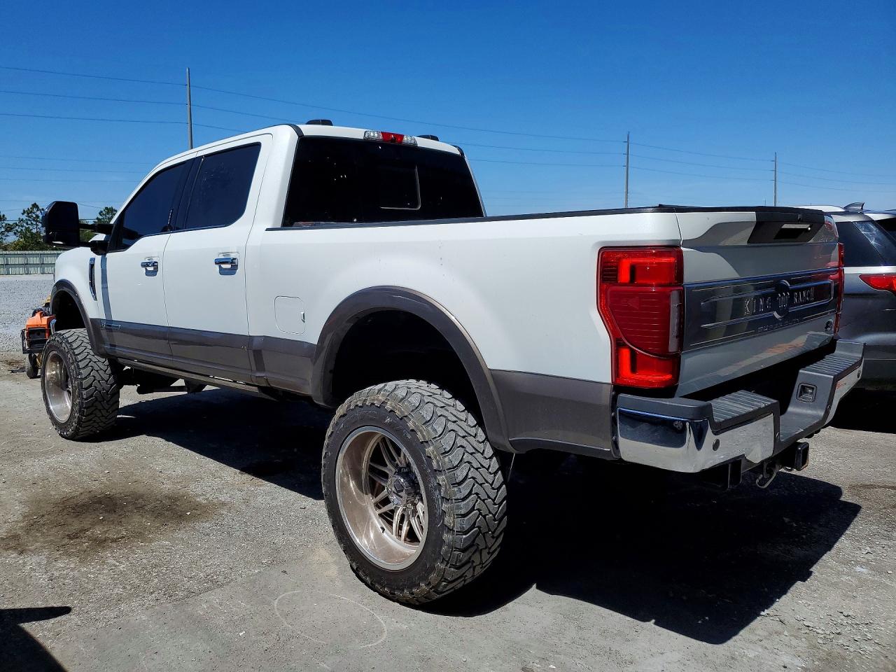 2022 FORD F350