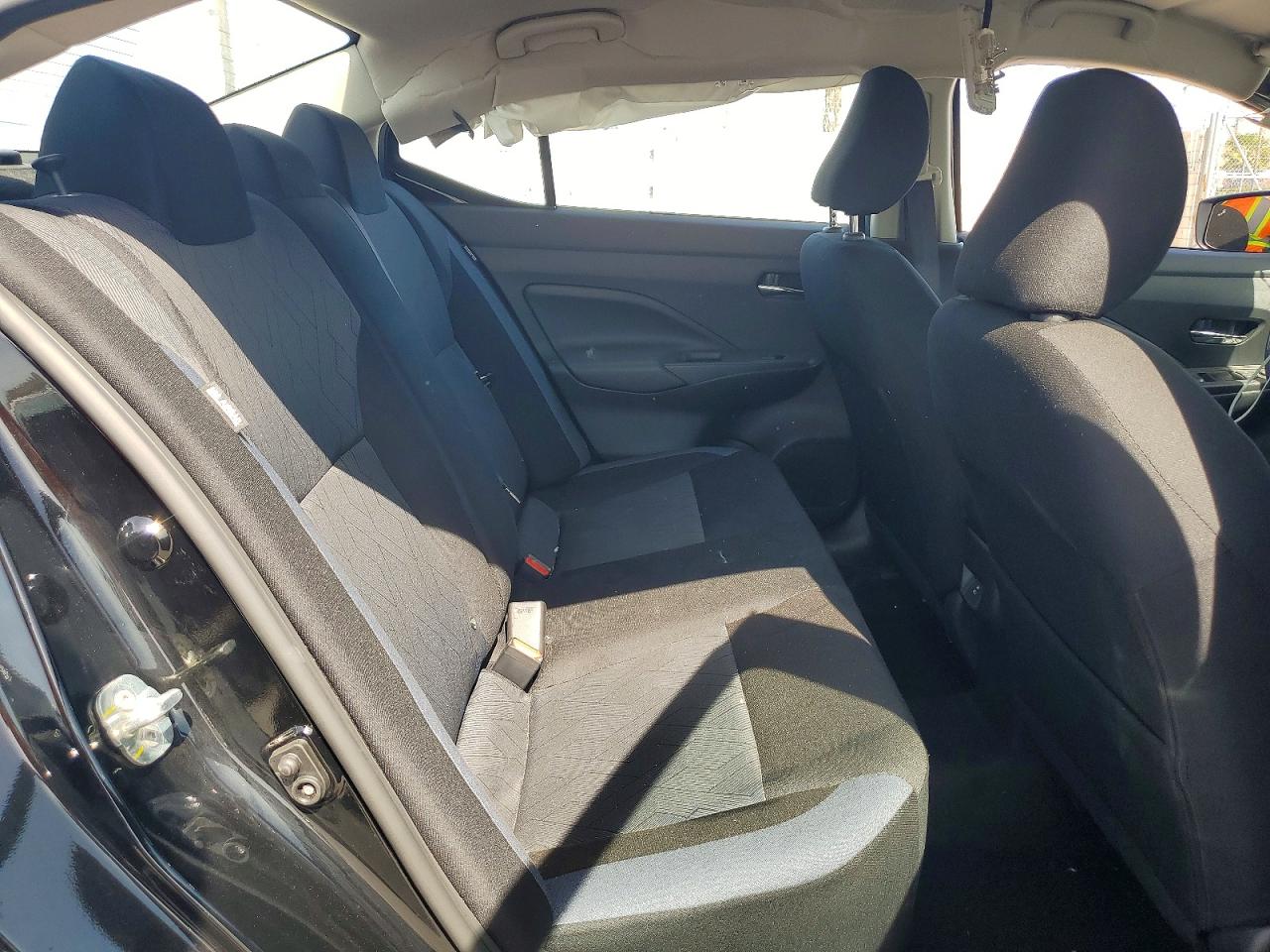 2025 NISSAN VERSA