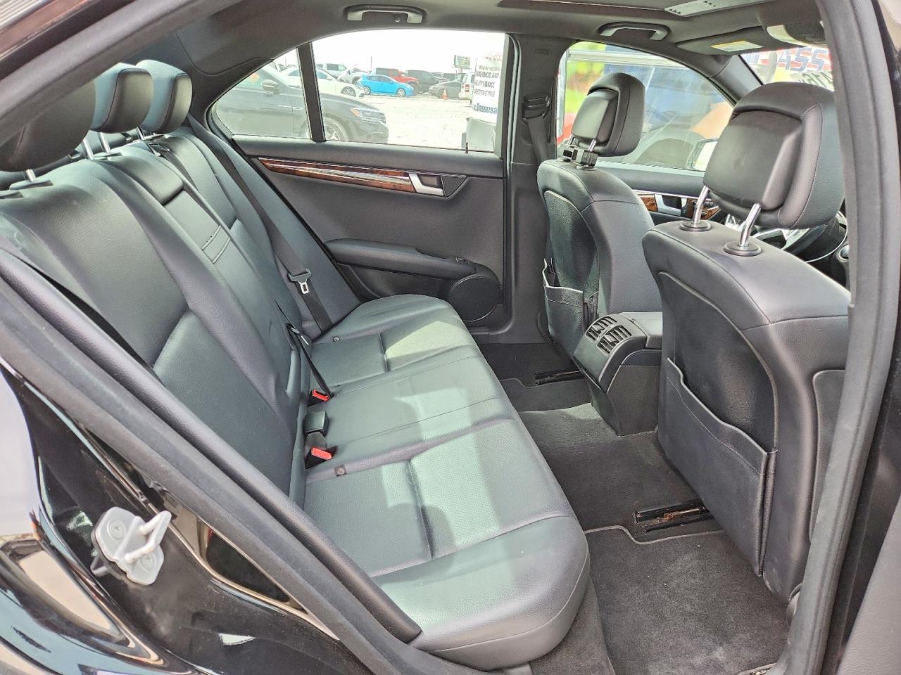 2012 MERCEDES-BENZ C-CLASS
