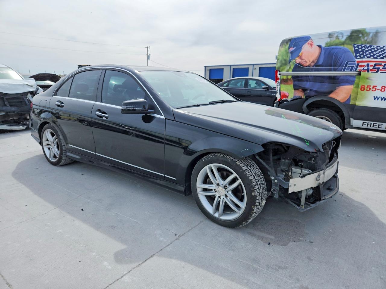 2012 MERCEDES-BENZ C-CLASS