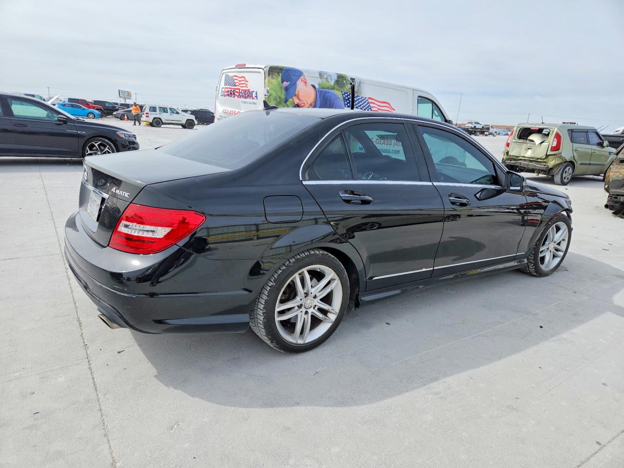2012 MERCEDES-BENZ C-CLASS