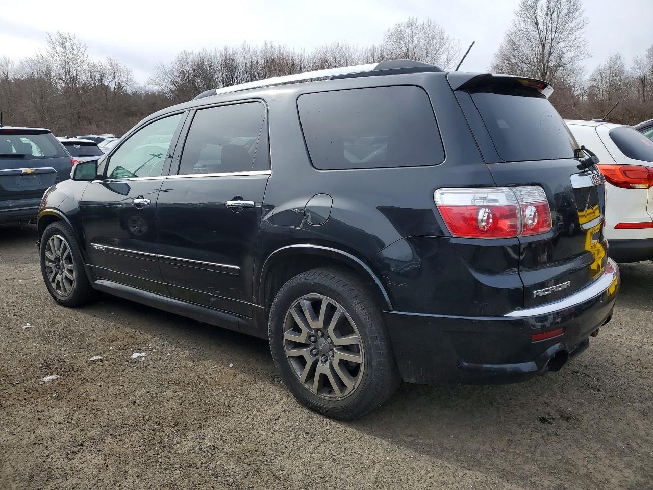2012 GMC ACADIA DEN