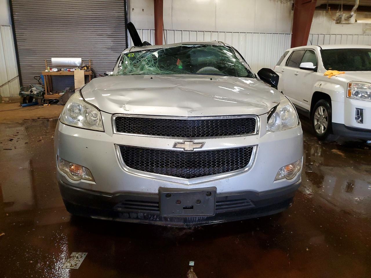 2011 CHEVROLET TRAVERSE