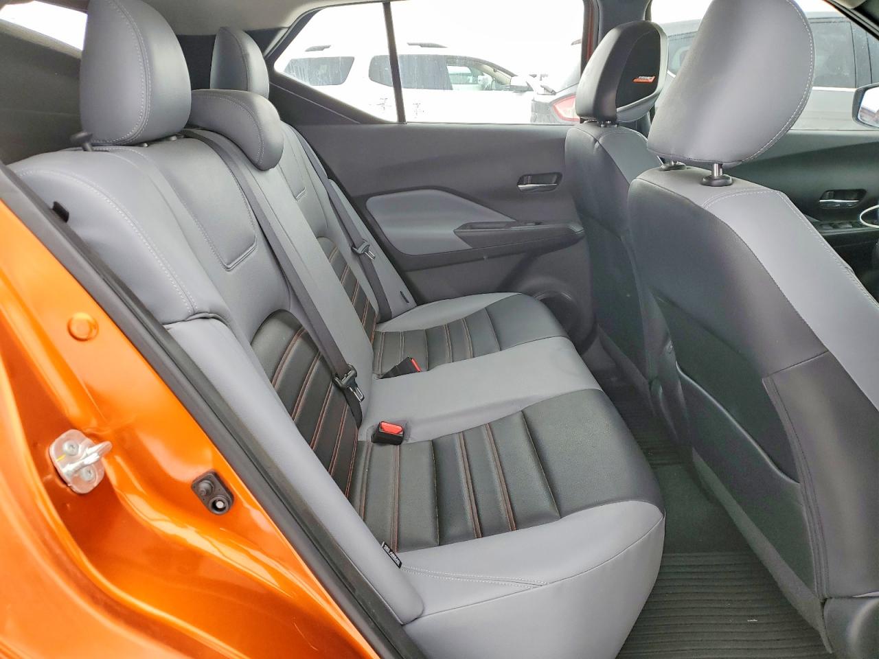 2022 NISSAN KICKS