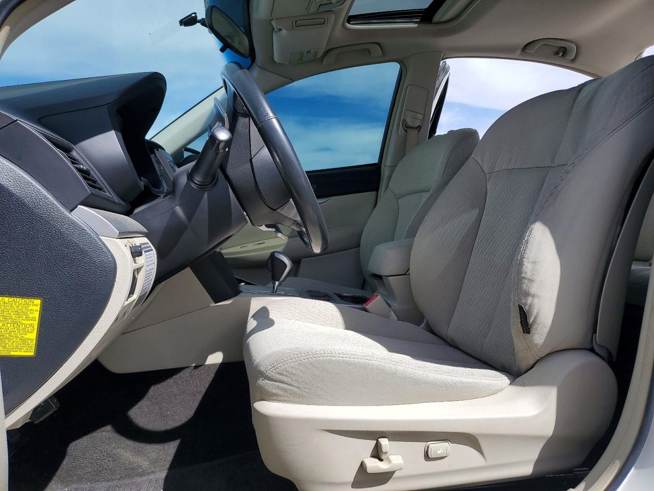 2011 SUBARU LEGACY
