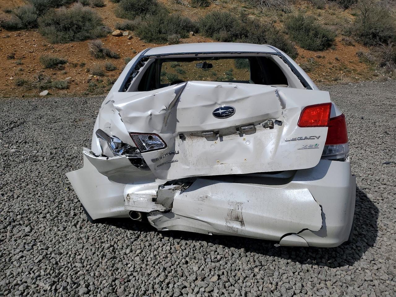 2011 SUBARU LEGACY