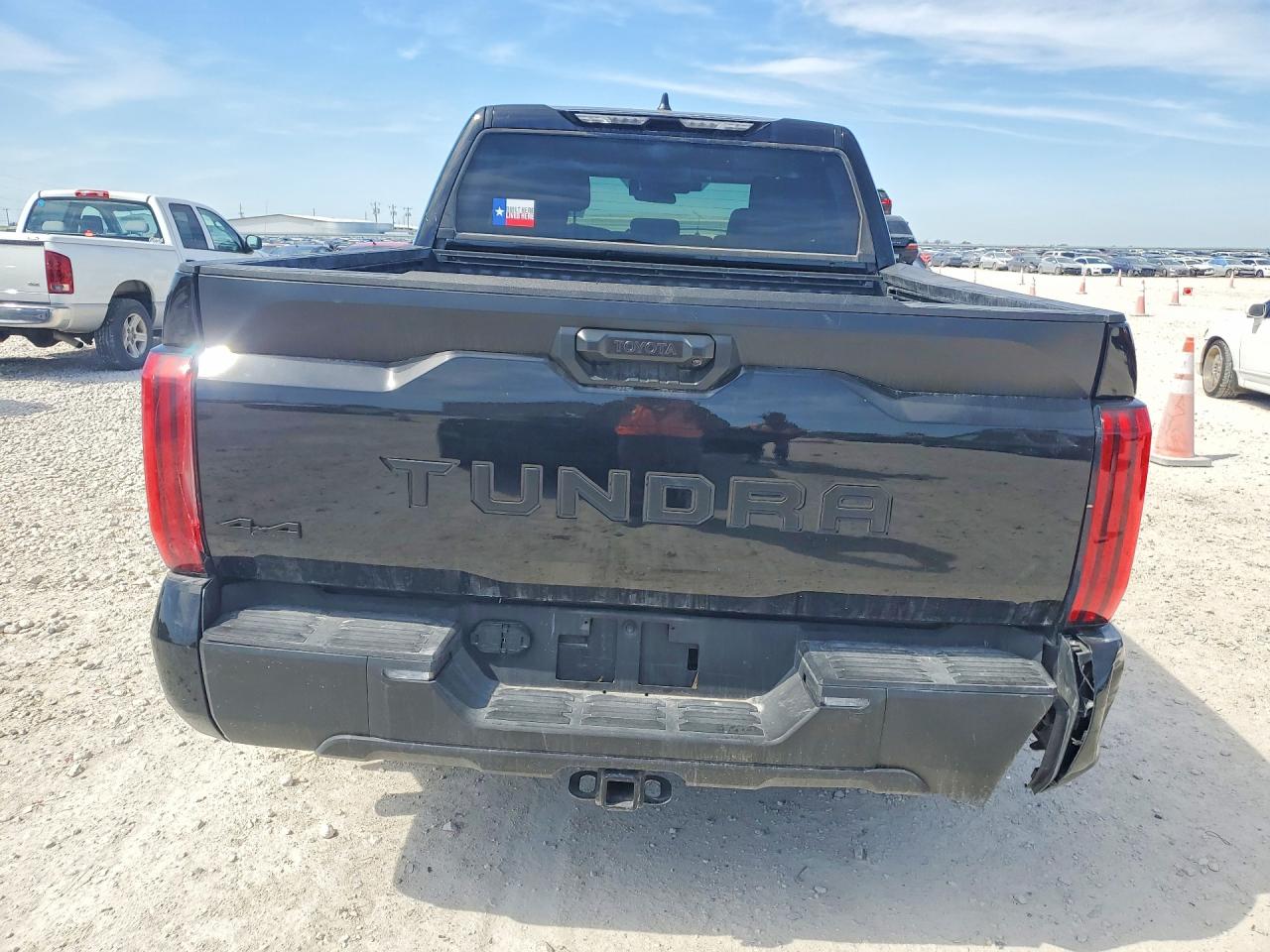 2024 TOYOTA TUNDRA