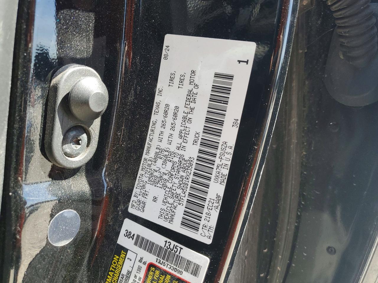 2024 TOYOTA TUNDRA