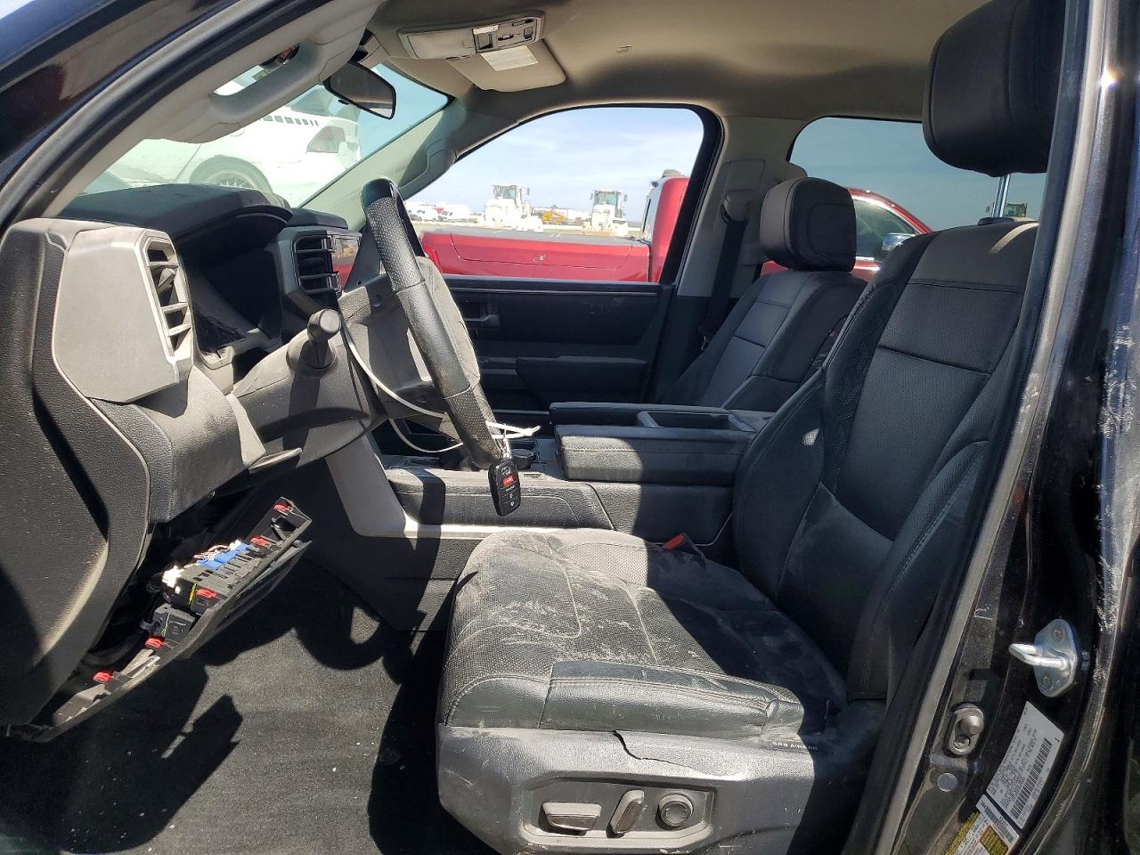 2024 TOYOTA TUNDRA