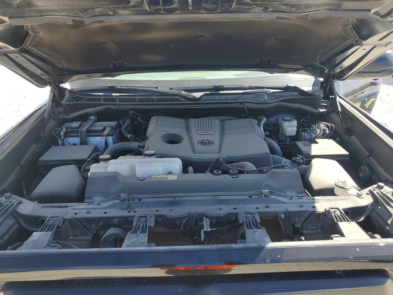 2024 TOYOTA TUNDRA
