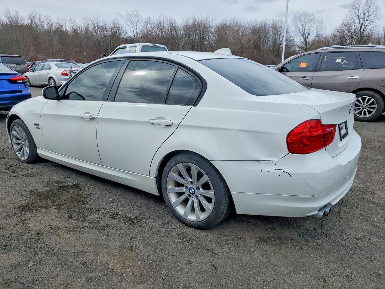 2011 BMW 3 SERIES